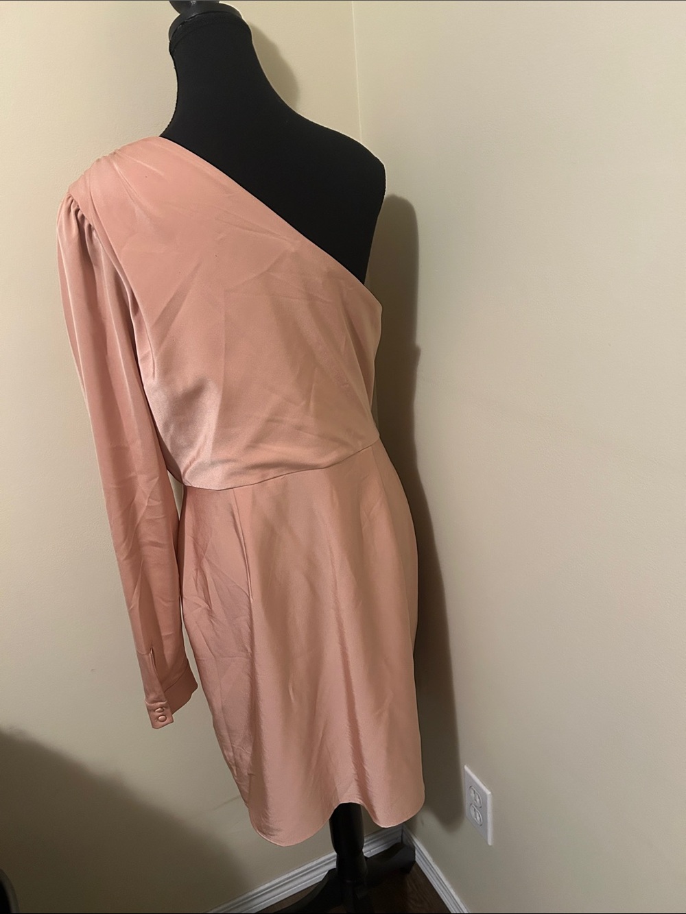 Le Chateau Rose Gold Pink One Shoulder Dress Size XL - Picture 5 of 7